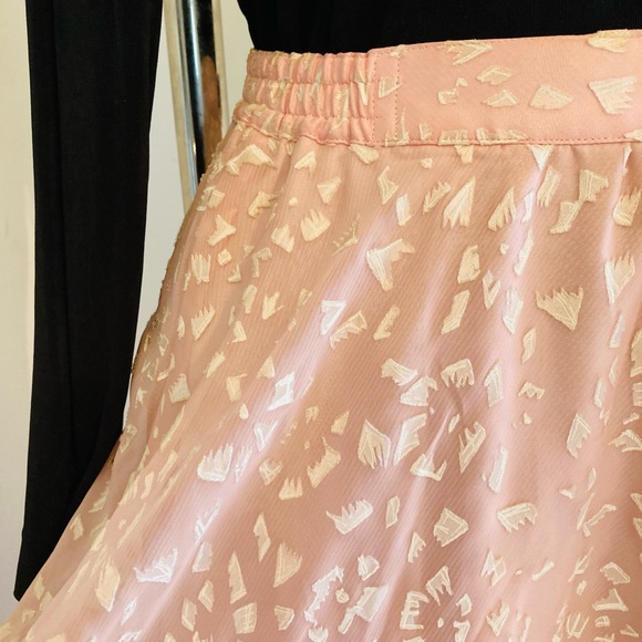 Pink patterned A-Line Skirt - Picture 4 of 5
